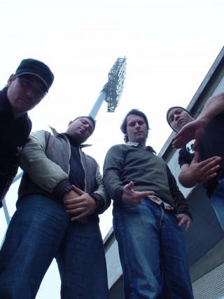 Radio 200’000 – Installation (CD out now)