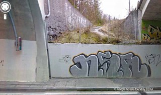 Beka durchsucht Google Street View