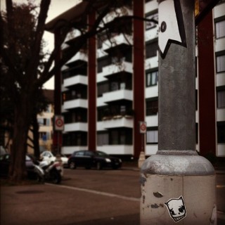 #streetart #sticker #ätr #baghead