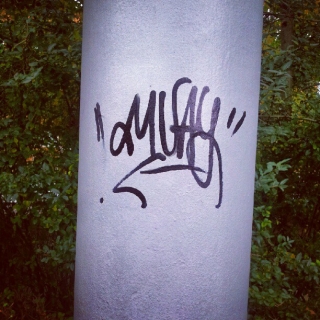 #muay #tagging #graffiti