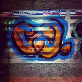 #camelion #throwup #graffiti