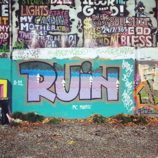 #ruin #letten #graffiti