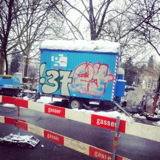 #37 #ey #graffiti #throwup #zurich
