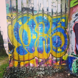 #asb #throwup #graffiti