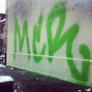 #mcr #feuerlöscher #tagging #graffiti